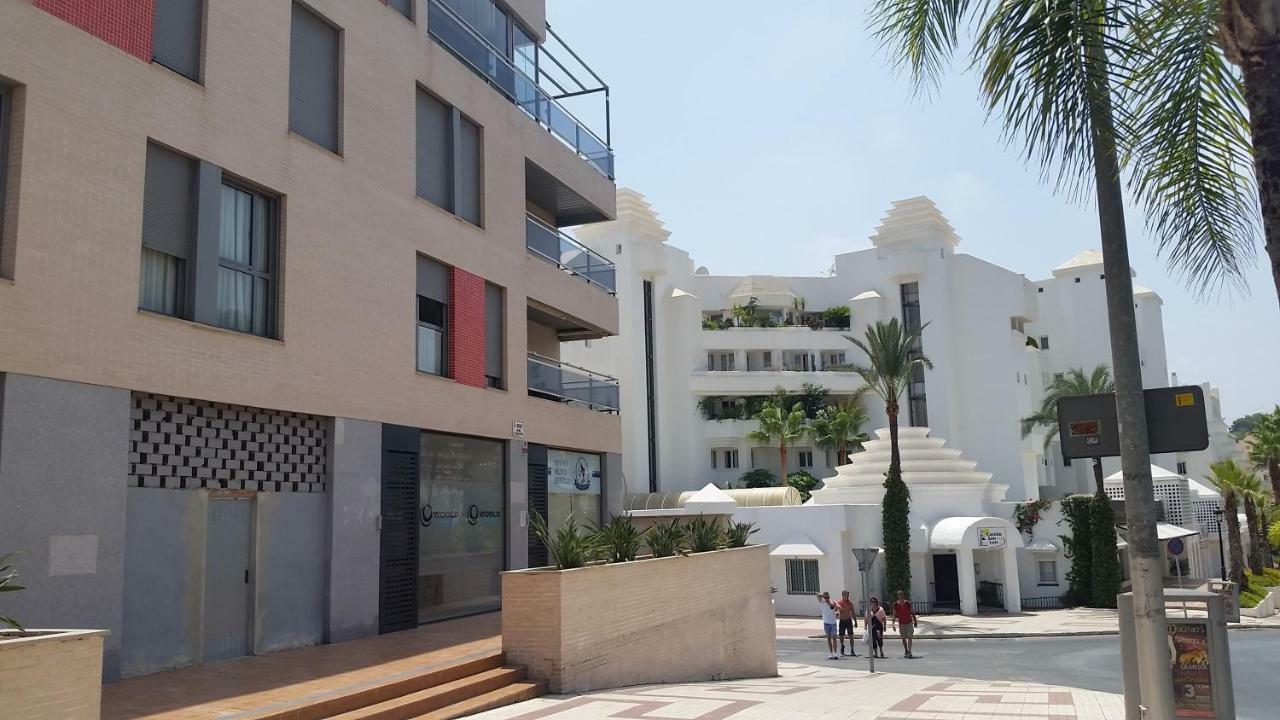 Apartamento Moderno, Bonito Y Acogedor Torremolinos Bagian luar foto